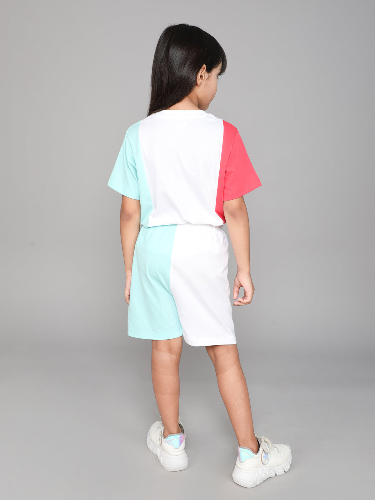 Colour block T-Shirt With Shorts For Girls